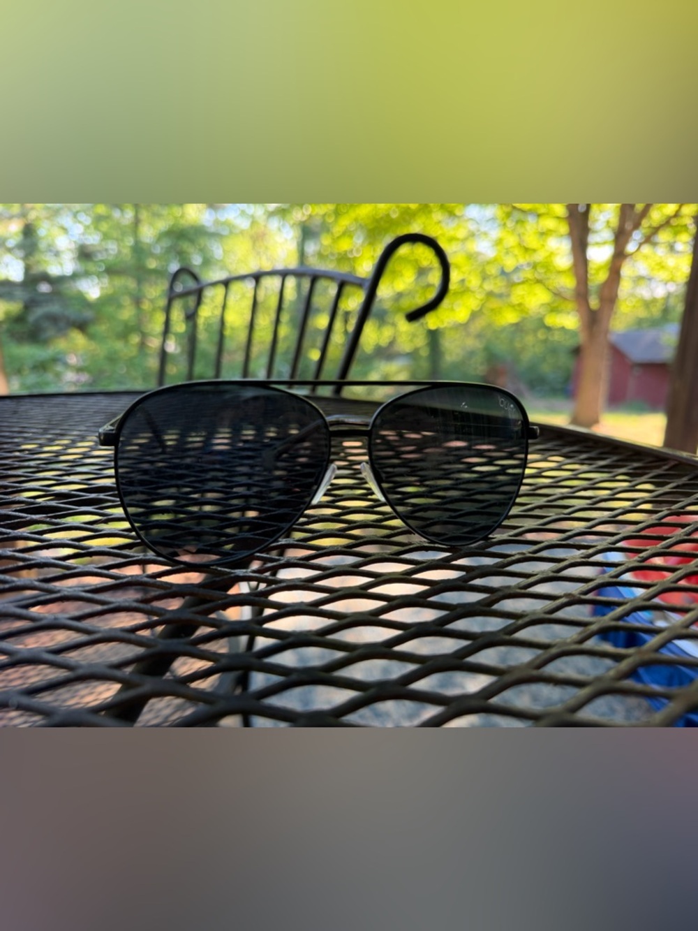 Quay Aviator Sunglasses - Black